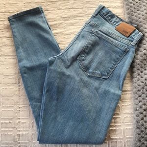 Lucky Legend Brooke Skinny